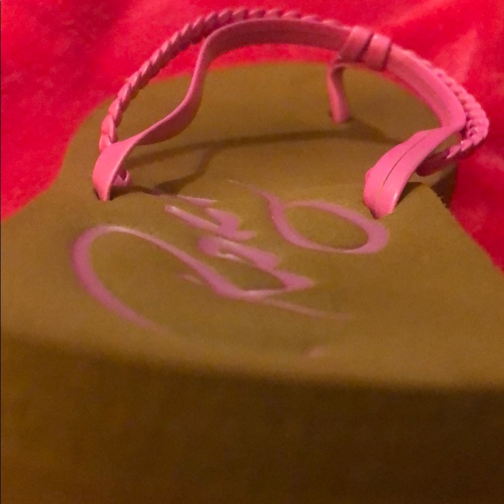 Flip-flops - Picture 3 of 4